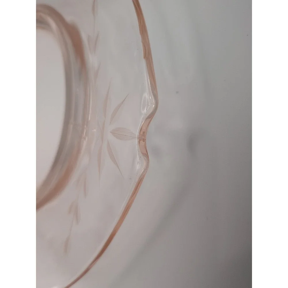 Vintage Pink Depression Glass Etched Leaf Bon Bon Dish with Handles 7x5x3 - Picture 2 of 14